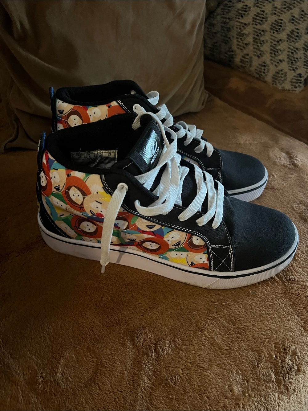Heelys Black High-Top Sneakers with White Laces and Colorful Cartoon Panels